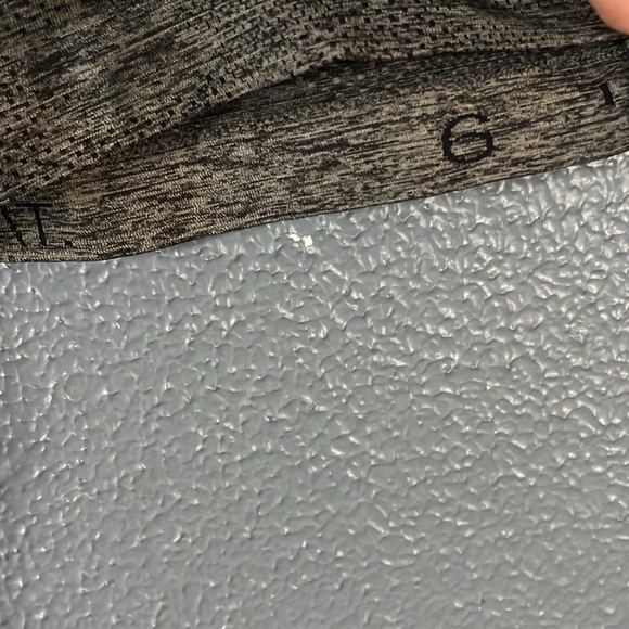 Lululemon Swiftly Tech Racerback 2.0 Grey/Black Tank Women’s Size 6 - Picture 7 of 11